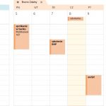 W programie Outlook można obok swojego kalendarza wyświetlić kalendarze udostępnione przez innych użytkowników.