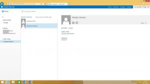 Folder publiczny typu Kontakty w programie Outlook Web App 2013